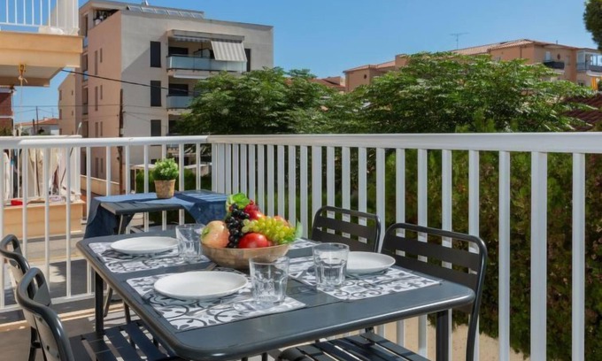 L'Hospitalet de l'Infant Apartment | Edificio Beausoleil by Interhome