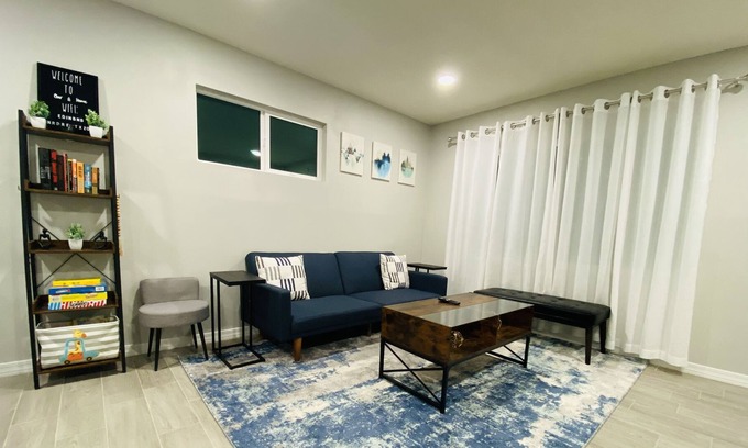 Northeast El Paso House | Edinburg Retreat-King Suite