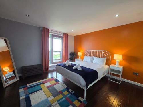 Newhaven Apartment | Edinburgh City Sea View Harbour Apartment