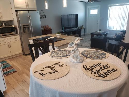 Sarasota Springs House | Effortless City Stay in Sarasota
