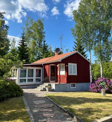 Urshult House | Egen stuga nära Åsnen, Tallbacken