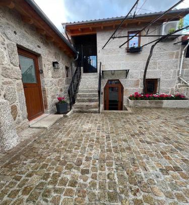 Soajo House | Eido de Bairros - Casa Vinha da Touça T1
