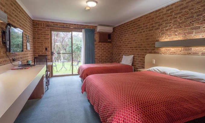 Eildon Hotel | Eildon Parkview Motor Inn Room 2