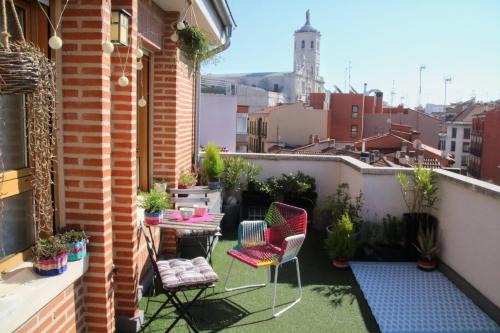 Valladolid City Centre Apartment | El Ático de Valladolid - Centro - Terraza - Wifi