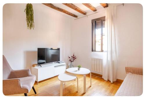 Palacio Apartment | El Apartamento en Ópera Palacio Real