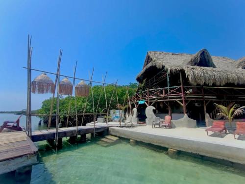 Isla Tintipan House | El Arca