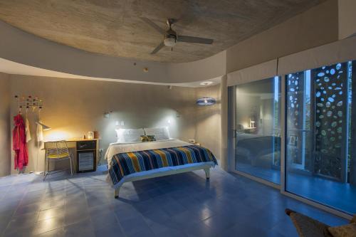 Esperanza Hotel | El Blok