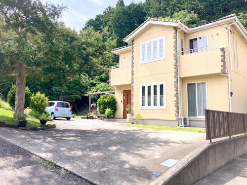 Oyama-cho Apartment | El Bosque