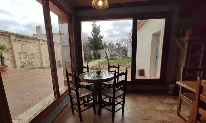 Santa Maria del Campo Rus House | El Chaskarrillo rural house