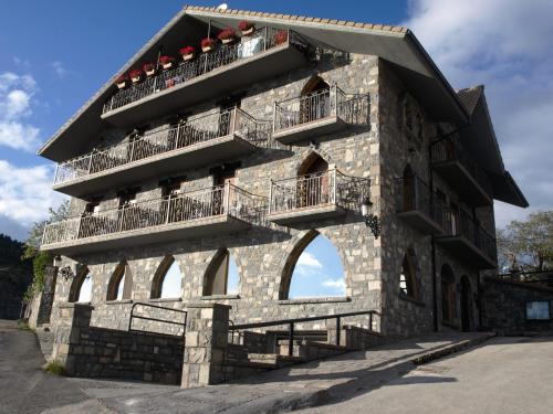 Larres Hotel | El Churrón