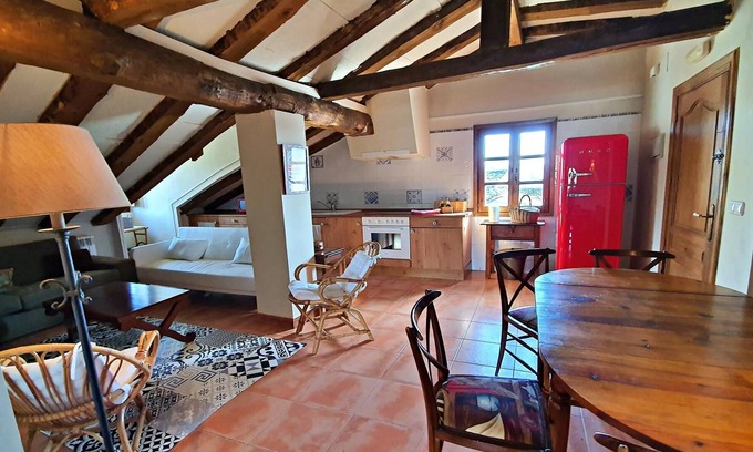 Banaston Apartment | El Desvan. El Rincon de Usana