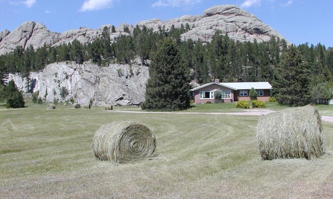 Custer House | El Dorado Ranch