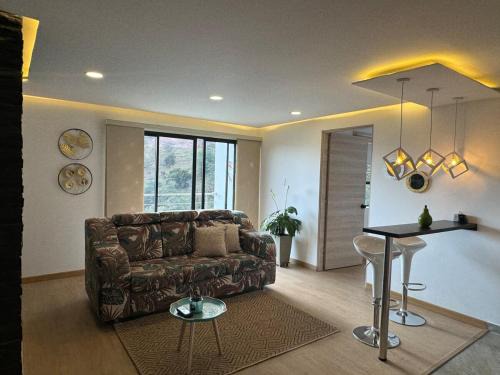 Duitama House | El Encanto - La Trinidad, cabaña con jacuzzi