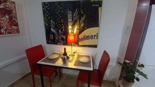 La Canyada dels Pins Apartment | El estudio de las mariposas,sofa cama , cocina y baño