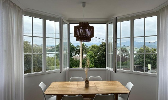 San Vicente de la Barquera Apartment | El Faro de la Barquera