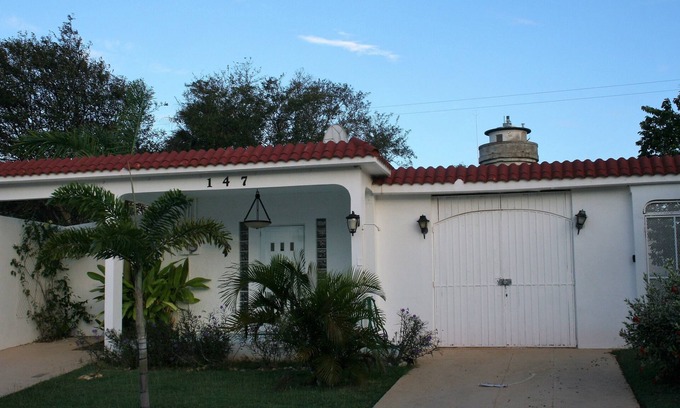 Borinquen House | El Faro Surf House! Less Than 2 mi From Airport And Surf