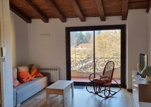 Sant Joan de Les Abadesses Apartment | el niu dels ocells 2