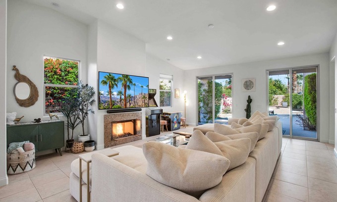 Palm Desert House | El Paseo Paradise! 3BR Desert Oasis with pool & spa