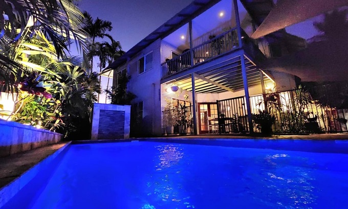 Cable Beach House | El Sueño - Couples Escape - Beautiful tropical paradise with pool