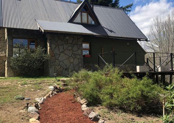 Junin de los Andes House | El Tranco - Casa "Bajada Poujardieu"