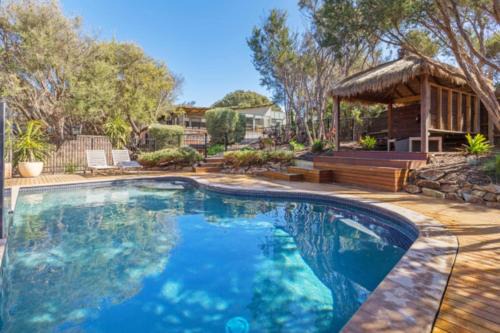 St. Andrews Beach House | Elandra by Ready Set Stay