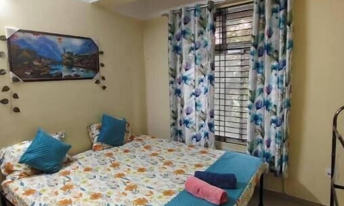 Sualkuchi Apartment | Elegance~ A Charming room with Air Cooler,wifi
