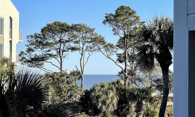 Hilton Head Island Condo | Elegance at the beach -Ocean View Villa, Gorgeous!