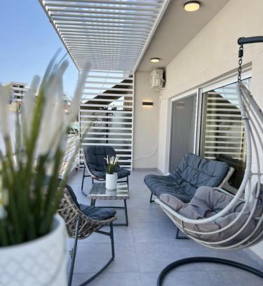 Larissa Apartment | Elegance studio