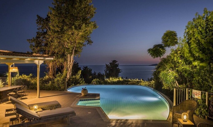 Mousata Villa | Elegant 3 bedroom Villa with Private Pool, Jacuzzi