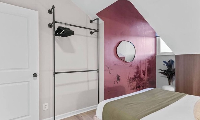 Soulard Apartment | Elegant 3BR Designer Retreat near Soulard & Lafayette Square in St. Louis