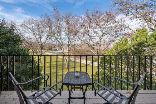 Lake Geneva Apartment | Elegant 4-Season Lake Geneva Condo with Fireplace!
