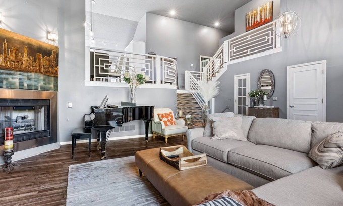 Overland Park House | Elegant 4BR with Luxurious Master Suite KSOP155609