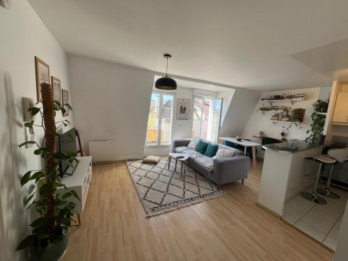 Deuil-la-Barre Apartment | Elegant accommodation a stone's throw from Paris