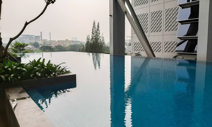 Pinang Apartment | Elegant And Spacious 2Br At Paddington Heights Apartment
