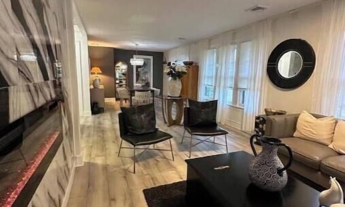 East Haven Apartment | Elegant Apartment