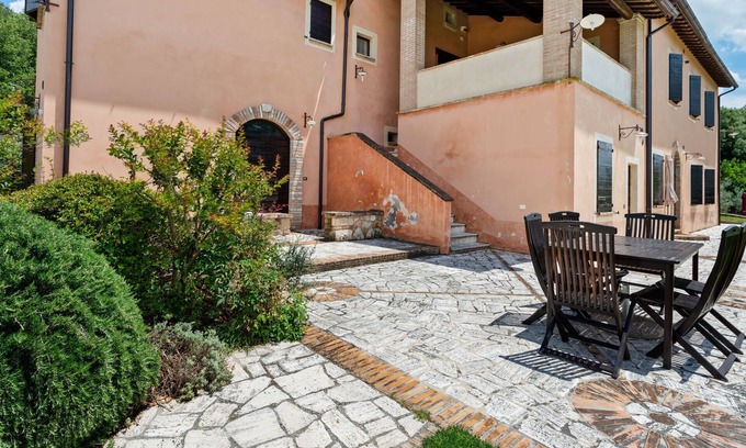 Montoro Apartment | Elegant apartment with swimming pool 1 hour from Rome