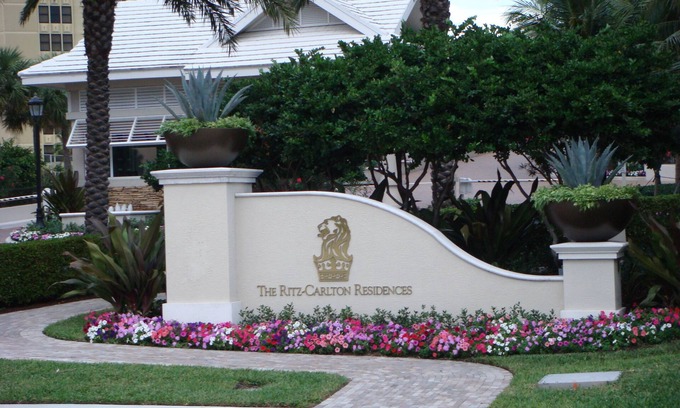 Singer Island Condo | Elegant Beachfront Ritz Carlton Condo Residences at Singer Island, Palm Beach
