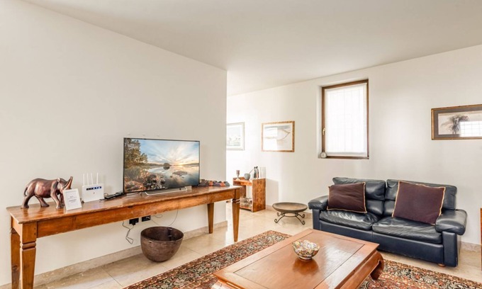 Sant'Agostino Apartment | Elegant Duplex Scuderia Villa Molin