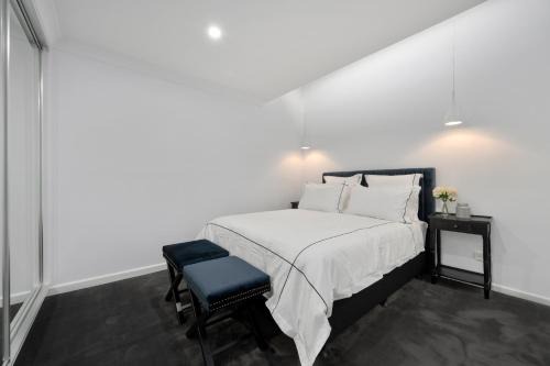 Albury Apartment | Elegant Escape on Thompson