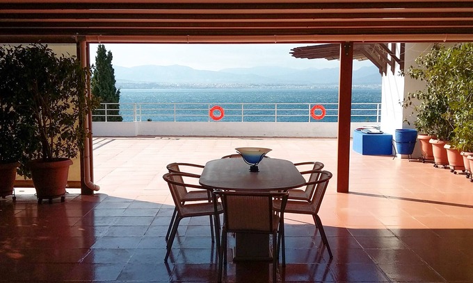 Loutraki-Agioi Theodoroi Apartment | Elegant Flat, breathtaking view of Corinthian Gulf