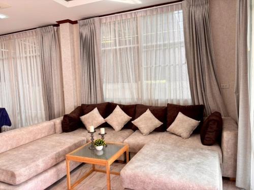 Hat Yai House | Elegant Getaway House in Hatyai