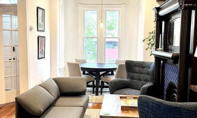 Le Droit Park House | Elegant, Historic Townhouse in Heart of DC