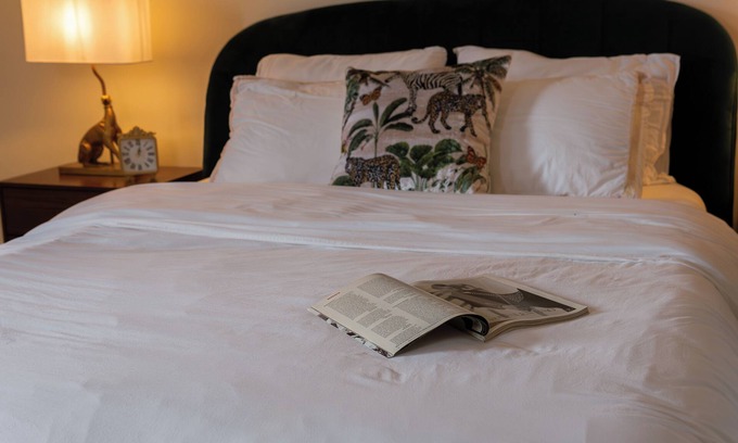 Elora House | Elegant Home in Elora with Stylish Décor and Excellent Location