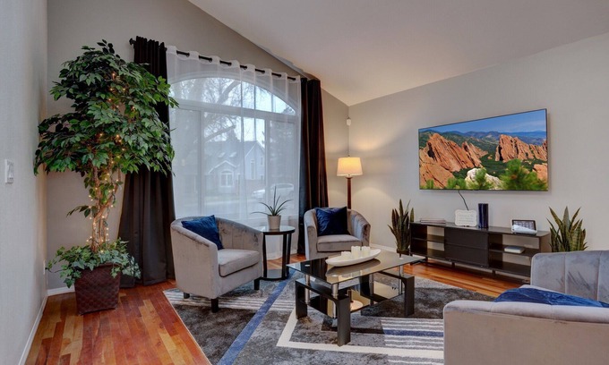 Roxborough House | Elegant Home in the Foothills. Come see Colorado beauty.