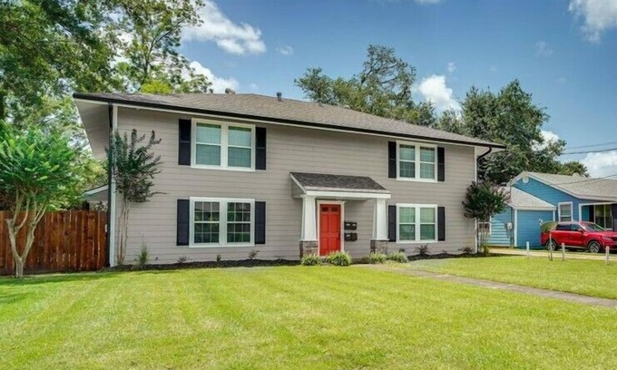 Lake Charles Apartment | Elegant Lake Charles Apartment