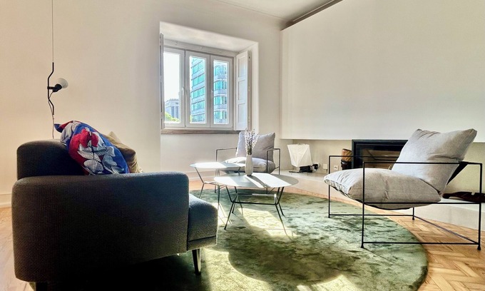 Sao Joao de Deus Apartment | Elegant & Modern Flat in Heart of Lisbon - Architect Renovated, Prime Location