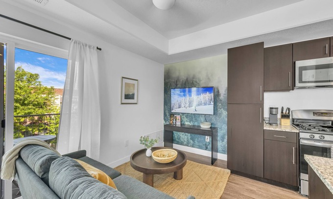 Rio Grande Apartment | Elegant & Modern! Near Downtown with Discounts!