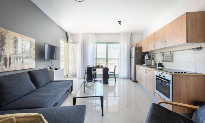 Tel Aviv Promenade Apartment | Elegant Sea-View Apt w Mamad by Sea N' Rent