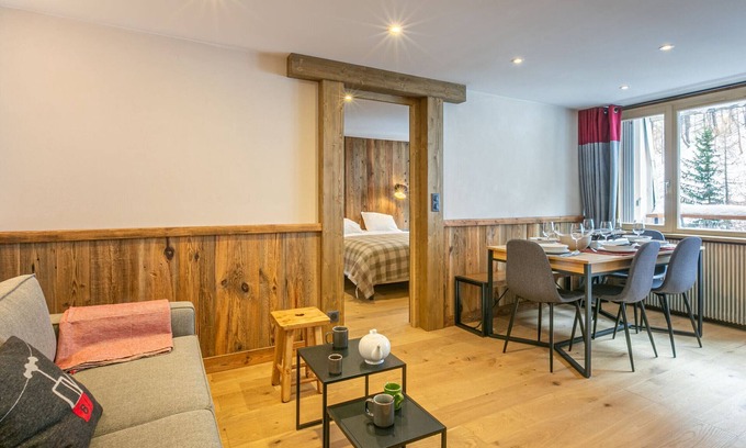 Val-d'Isere Apartment | Elegant, Spacious South-Facing Apartment with Balcony, Near Ski Slopes