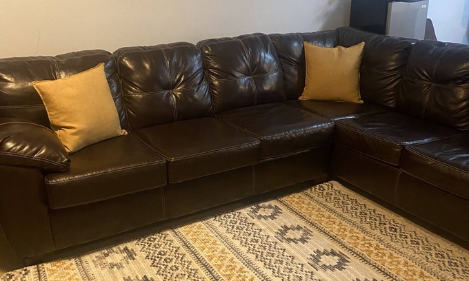 Olney Apartment | Elegant studio basement apartment with private kitchen and bathroom